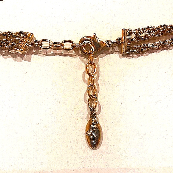 Matching Bracelet & Necklace gold, Pearl, rhinestone Statement Pieces - Picture 7 of 7